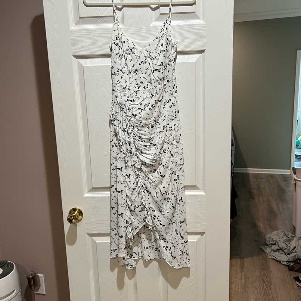 Blue Life White and Black Floral Midi Dress